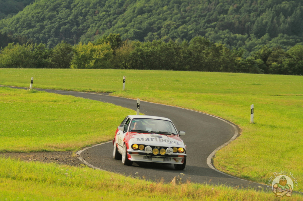 Alfa Romeo Alfetta GTV6 on a long and winding road